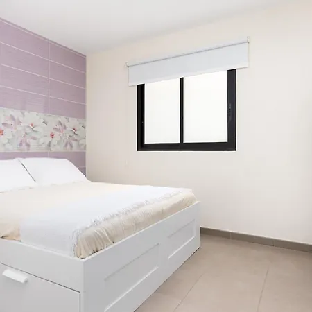 Apartment Home2book Modern Near Playa Del Pozo *